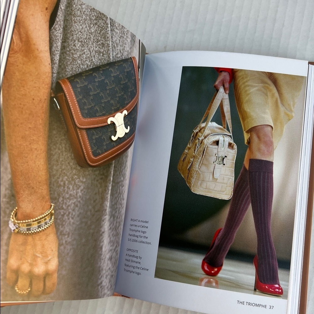 Little Book of Celine - Picture 5 of 8